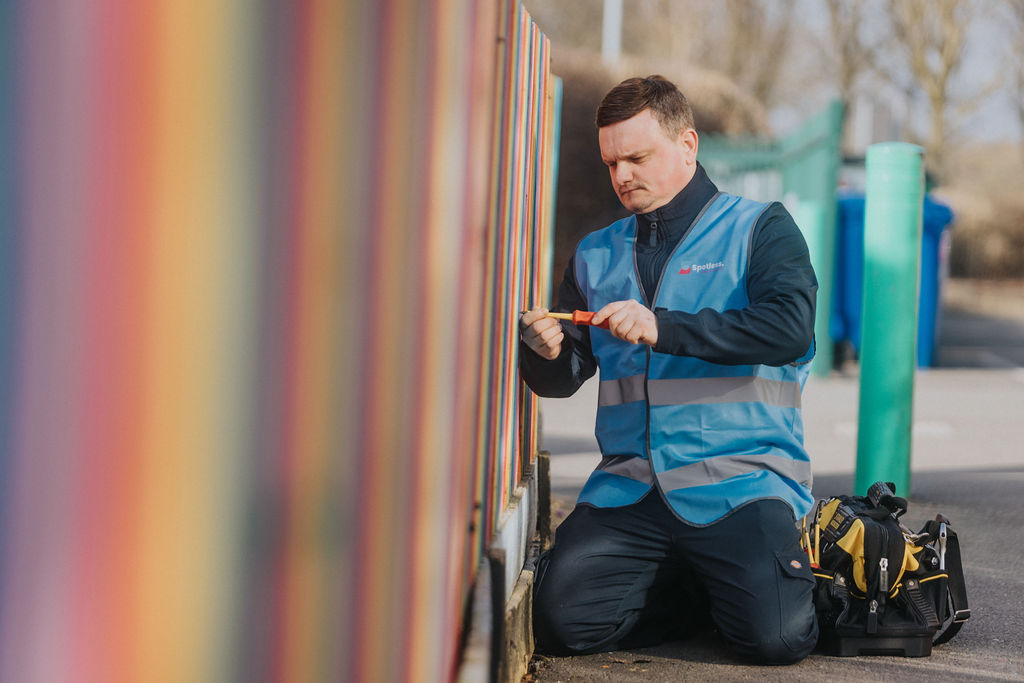 Handyperson Service - Spotless Cleaning